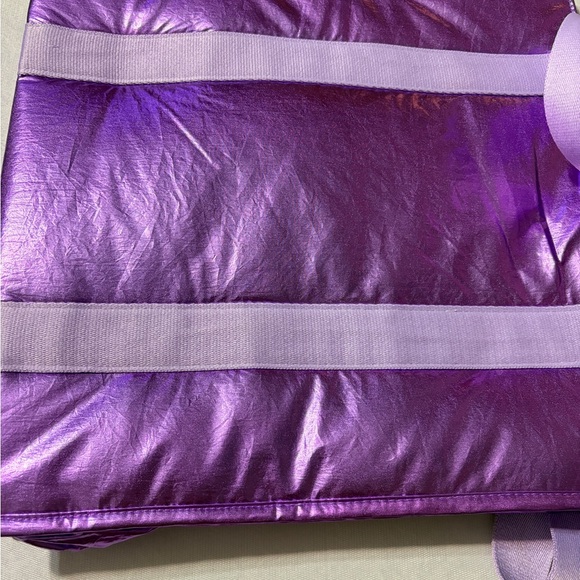 Marc Jacobs Shiny Purple Tote Bag - Picture 12 of 15